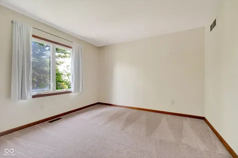 1402 Prairie Creek Court Carmel IN 46032