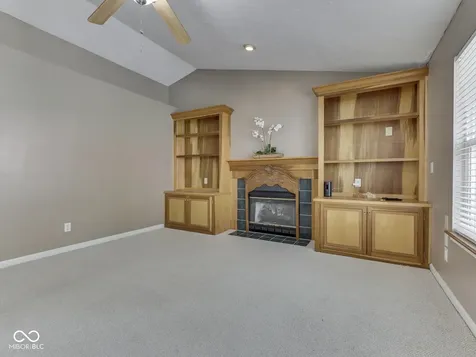 7828 Lofton Court Indianapolis IN 46239