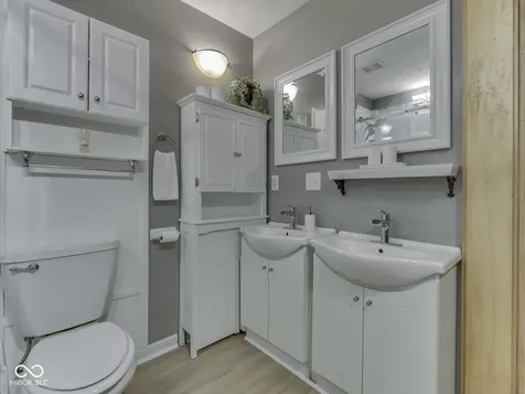 7828 Lofton Court Indianapolis IN 46239