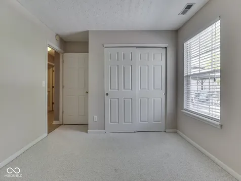 7828 Lofton Court Indianapolis IN 46239