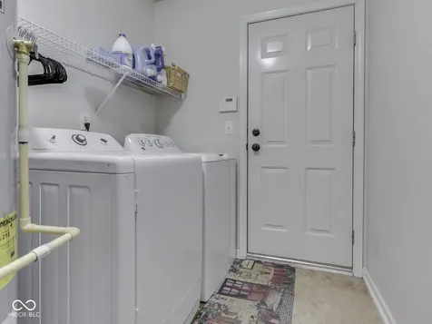 7828 Lofton Court Indianapolis IN 46239