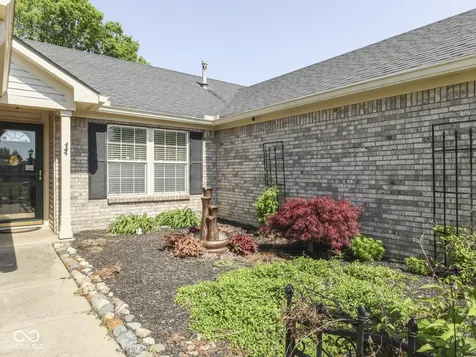7828 Lofton Court Indianapolis IN 46239