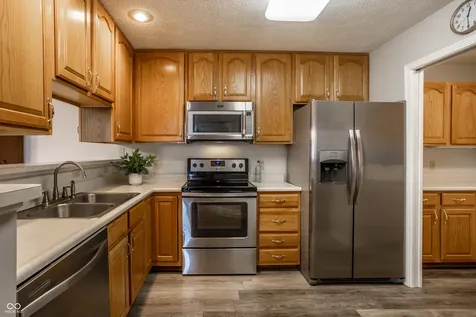 11251 Abington Place Fishers IN 46038