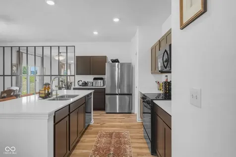 4042 Sedgewick Lane Columbus IN 47201
