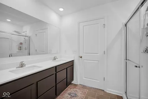 4042 Sedgewick Lane Columbus IN 47201