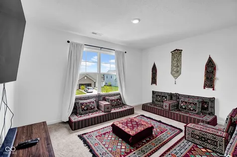 4042 Sedgewick Lane Columbus IN 47201