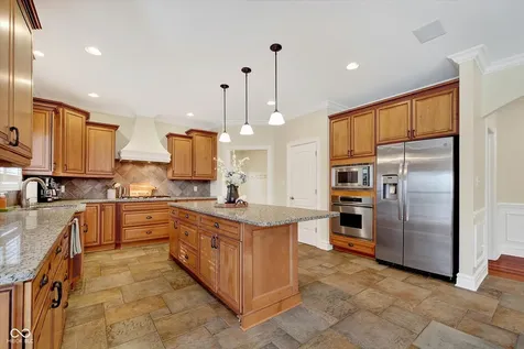 10317 Forest Meadow Circle Fishers IN 46040