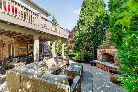 10317 Forest Meadow Circle Fishers IN 46040