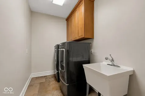 10317 Forest Meadow Circle Fishers IN 46040