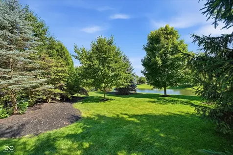 10317 Forest Meadow Circle Fishers IN 46040