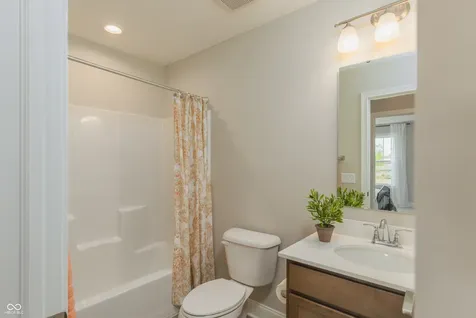 2225 Aviary Lane Danville IN 46122