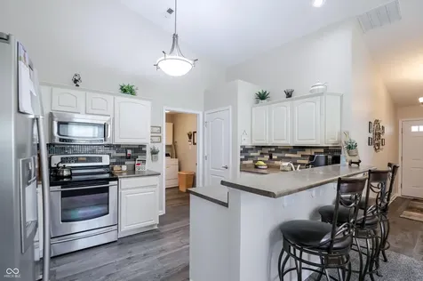 12660 Whisper Way Fishers IN 46037