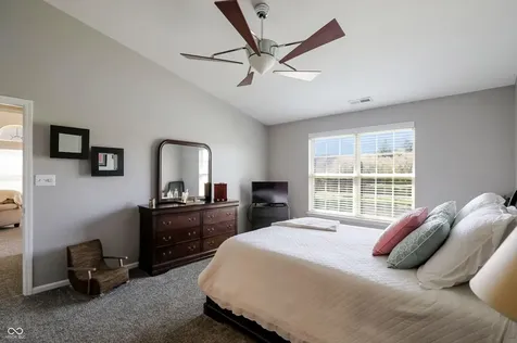 12660 Whisper Way Fishers IN 46037