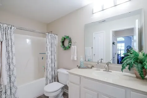 12660 Whisper Way Fishers IN 46037