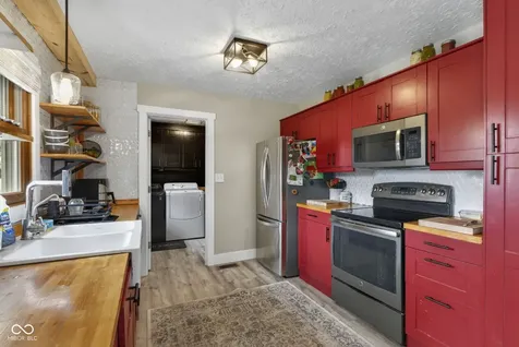 4703 W 1200 N Knightstown IN 46148