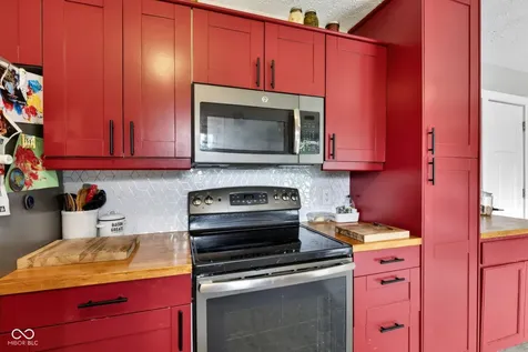4703 W 1200 N Knightstown IN 46148