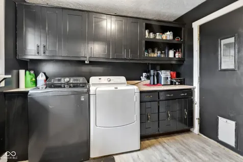 4703 W 1200 N Knightstown IN 46148