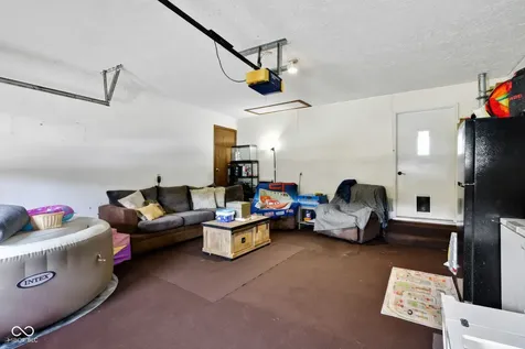 4703 W 1200 N Knightstown IN 46148