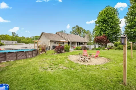 4703 W 1200 N Knightstown IN 46148