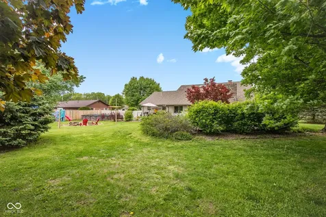 4703 W 1200 N Knightstown IN 46148