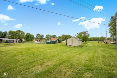 4703 W 1200 N Knightstown IN 46148