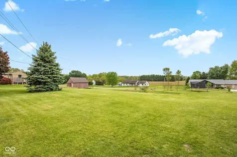 4703 W 1200 N Knightstown IN 46148