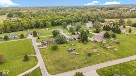 4703 W 1200 N Knightstown IN 46148