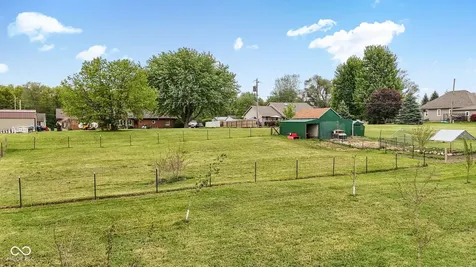 4703 W 1200 N Knightstown IN 46148