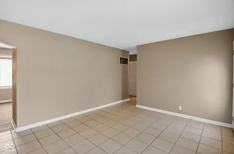 4328 N Kenmore Road Indianapolis IN 46226