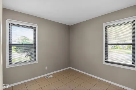 4328 N Kenmore Road Indianapolis IN 46226