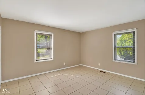 4328 N Kenmore Road Indianapolis IN 46226