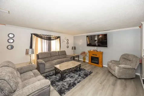 6603 W Charleston Way Mccordsville IN 46055