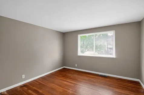 9123 Trinity Place Indianapolis IN 46229