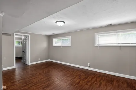 9123 Trinity Place Indianapolis IN 46229