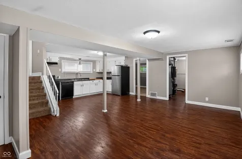 9123 Trinity Place Indianapolis IN 46229