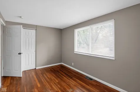 9123 Trinity Place Indianapolis IN 46229