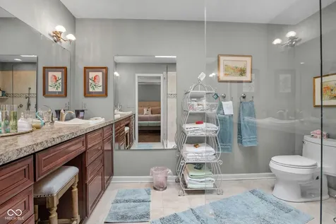 9158 West Point Drive Indianapolis IN 46268
