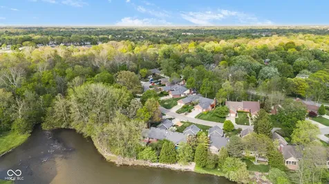 9158 West Point Drive Indianapolis IN 46268