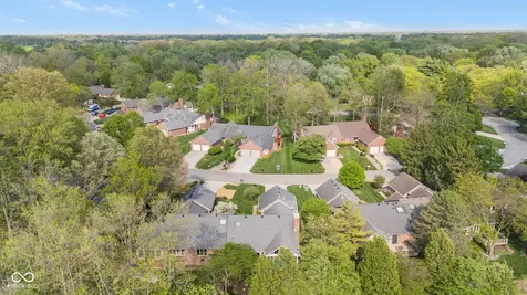 9158 West Point Drive Indianapolis IN 46268