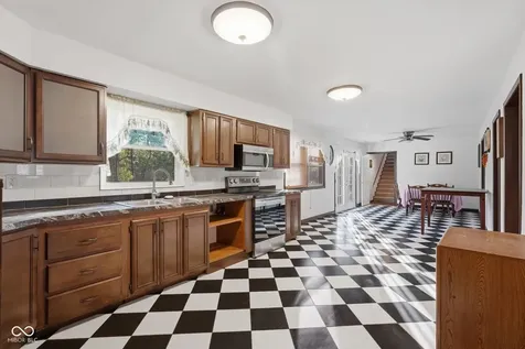 8 Mill Springs Coatesville IN 46121