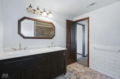 8 Mill Springs Coatesville IN 46121