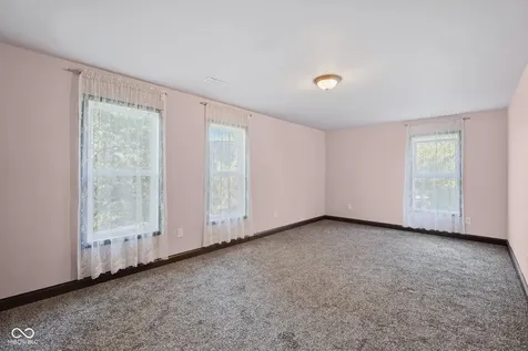 8 Mill Springs Coatesville IN 46121