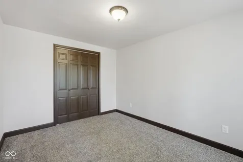 8 Mill Springs Coatesville IN 46121