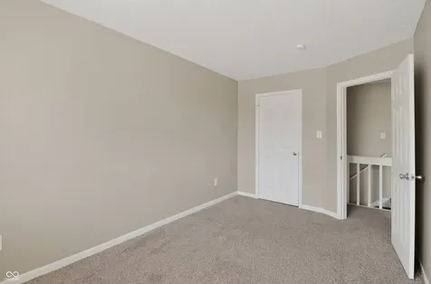 8809 Country Lane Court Indianapolis IN 46217