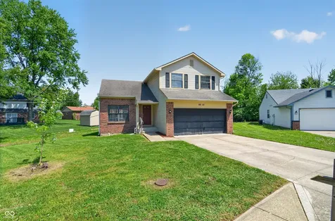 8809 Country Lane Court Indianapolis IN 46217