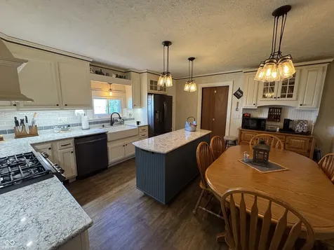 2335 N Main Street Rushville IN 46173
