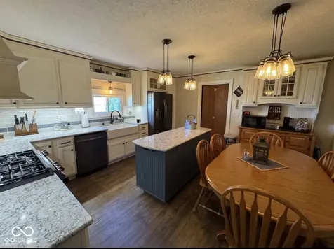 2335 N Main Street Rushville IN 46173