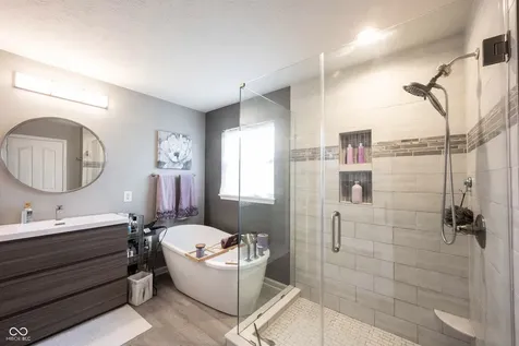 9245 Windrift Way Zionsville IN 46077