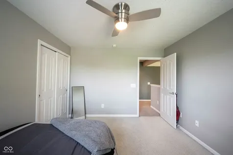9245 Windrift Way Zionsville IN 46077