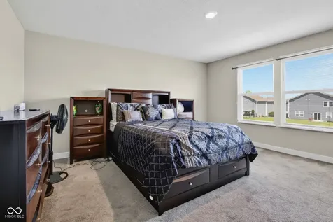 2306 S Bingham Place New Palestine IN 46163